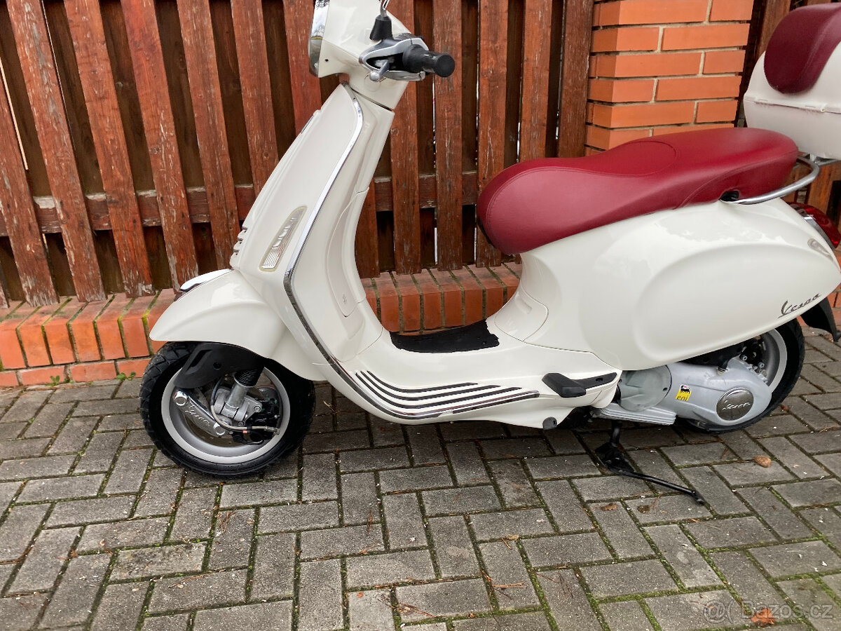 Vespa Primavera 125 3V - 14