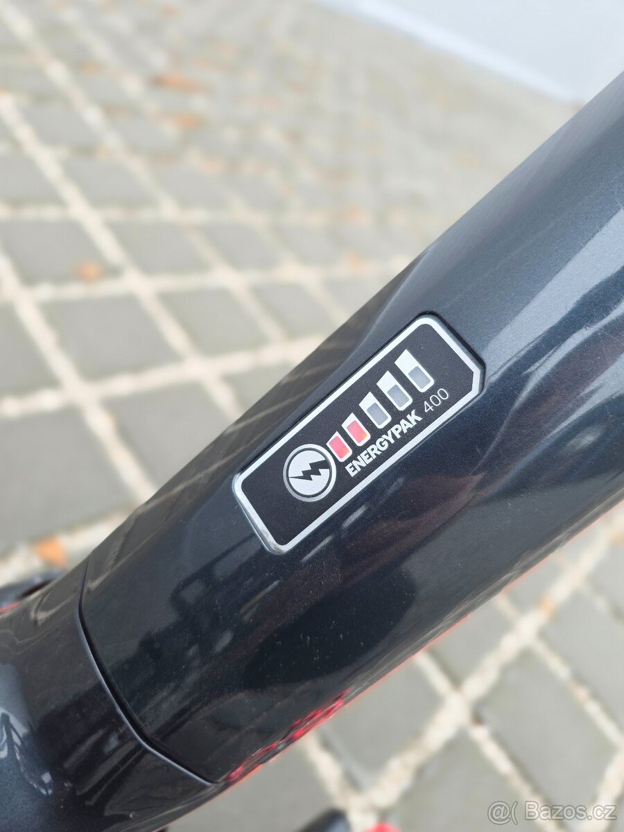 Elektrický gravel Giant Road E+ - 14