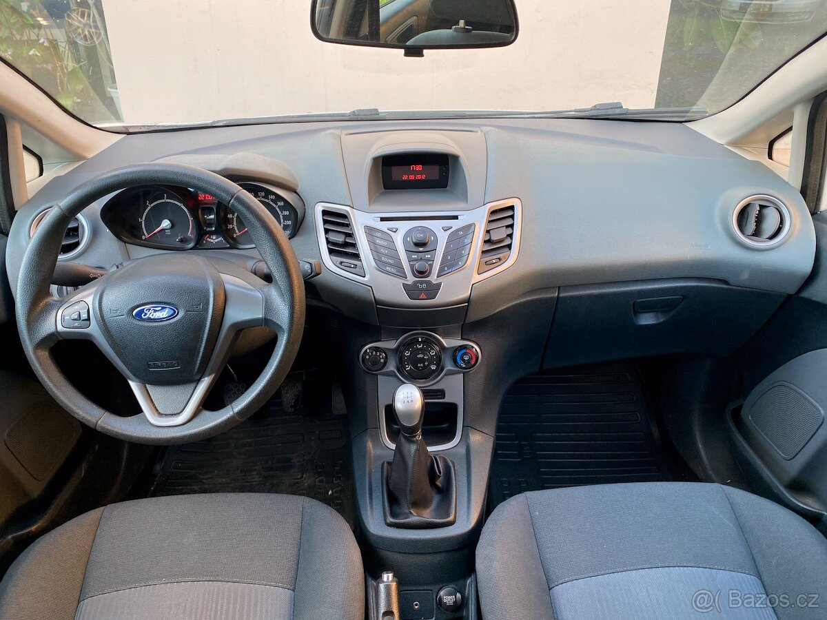 Ford Fiesta, 1.6 TDCI 70kW klimatizace - 14