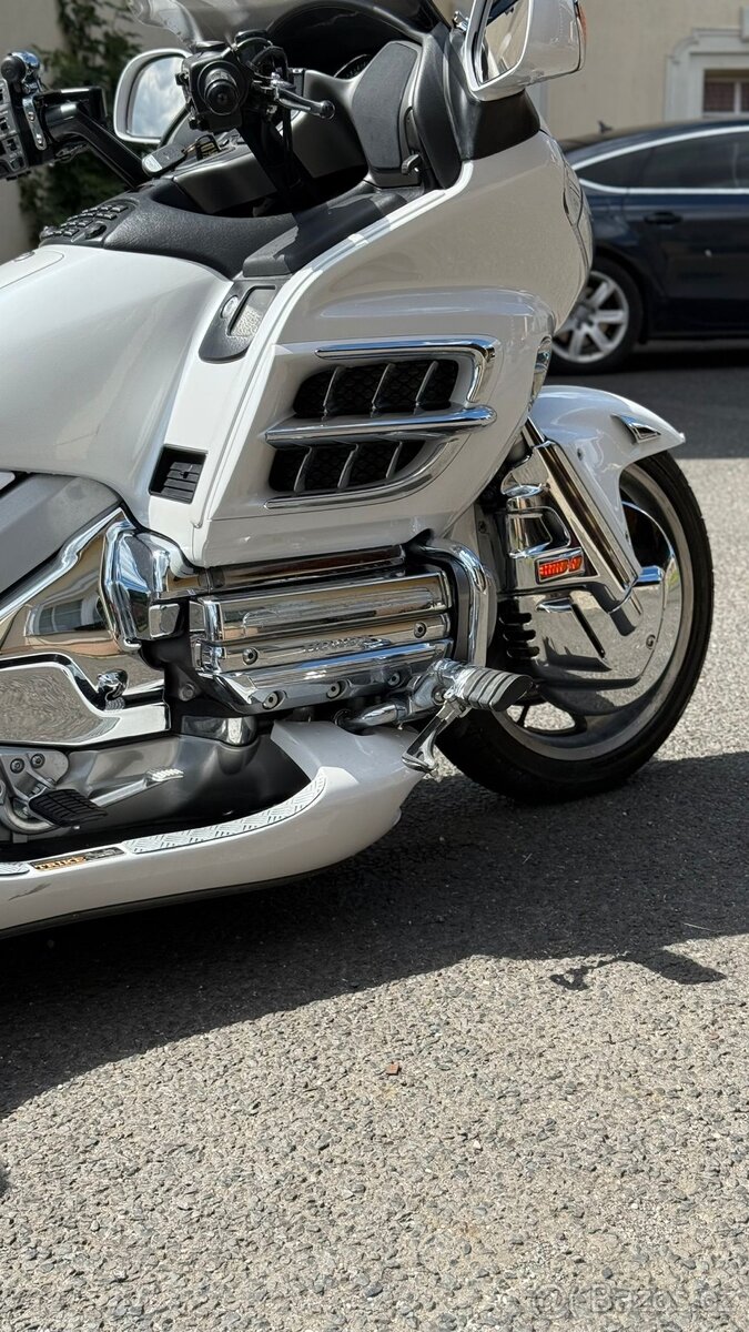 Honda Gold Wing GL1800 Trike - 14