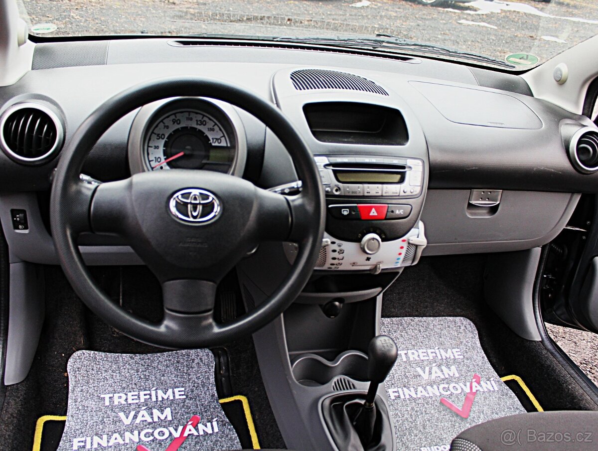 Toyota Aygo - 14