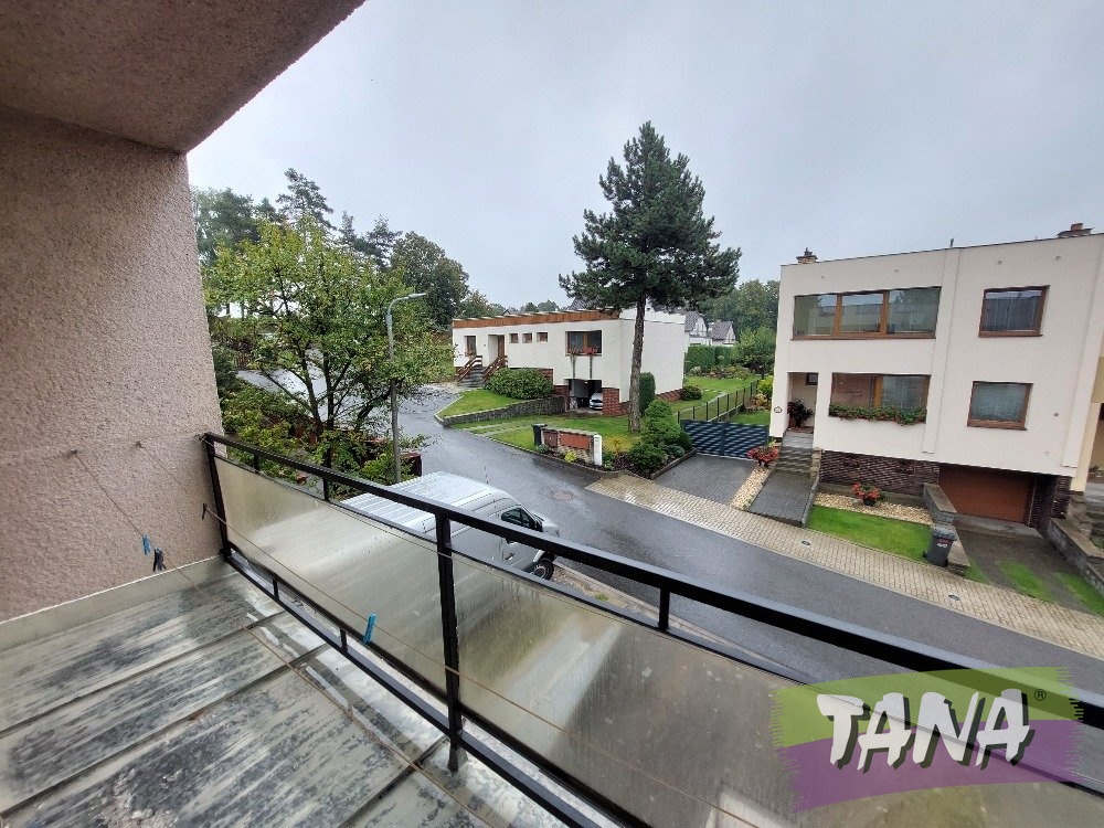 Krajový řadový rodinný dům v obci Herálec v blízkosti měst H - 14