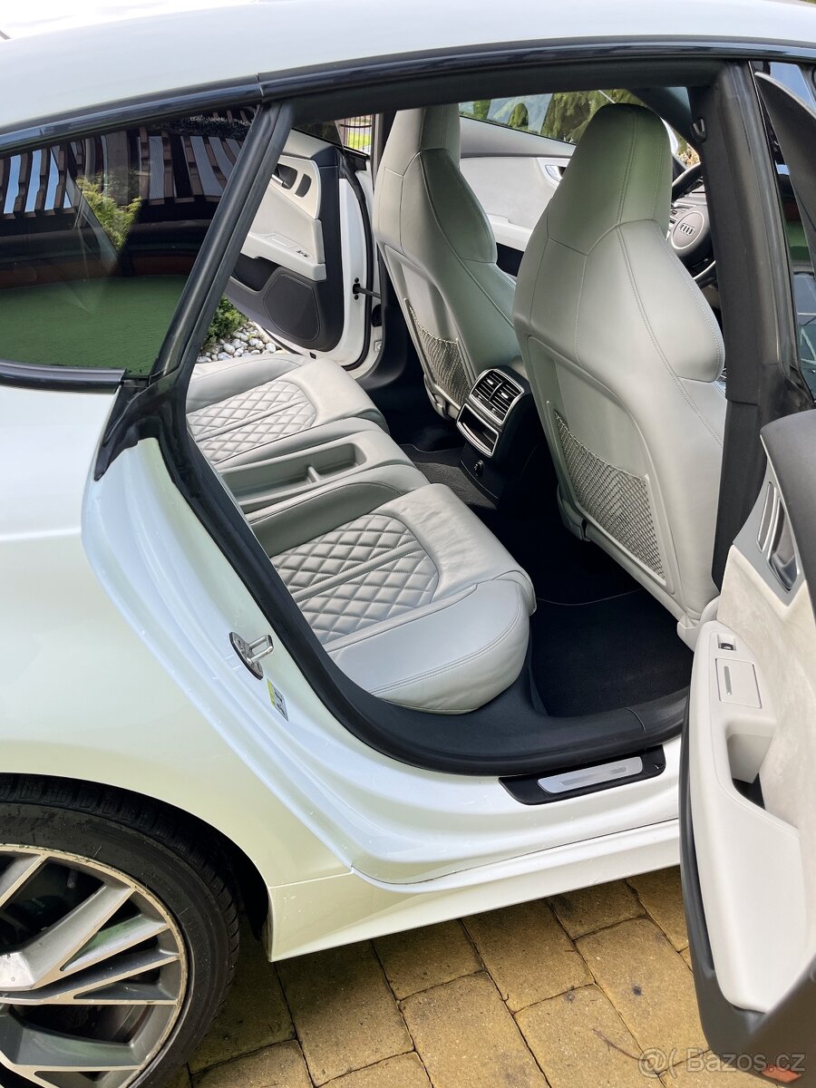 Audi A7 Sportback Quattro 3x S-line - 14