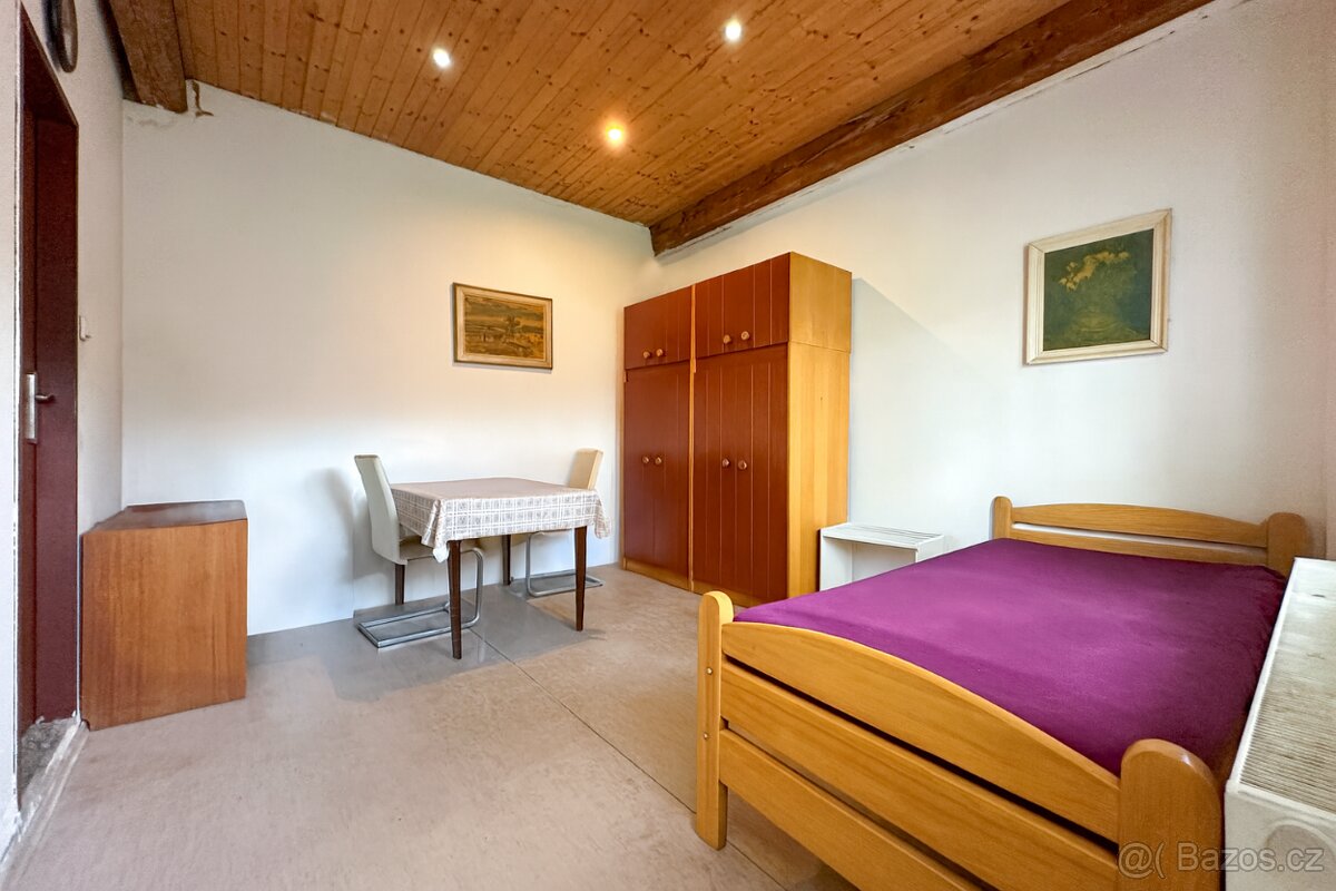 Prodej dvoupatrového domu Halenkovice - 14