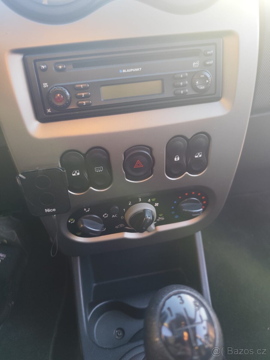 DACIA SANDERO STEPWAY 1,6 kw - 14