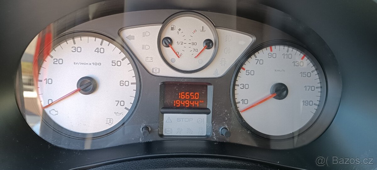 Peugeot Partner 1,6-80kw-benzín - 14