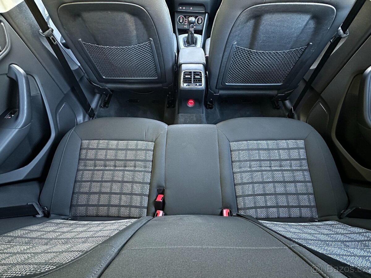 Audi Q3 1.4TSI/110kW 1.Maj. Xenon / MANUÁL r.v.2015 - 4x2 - 14