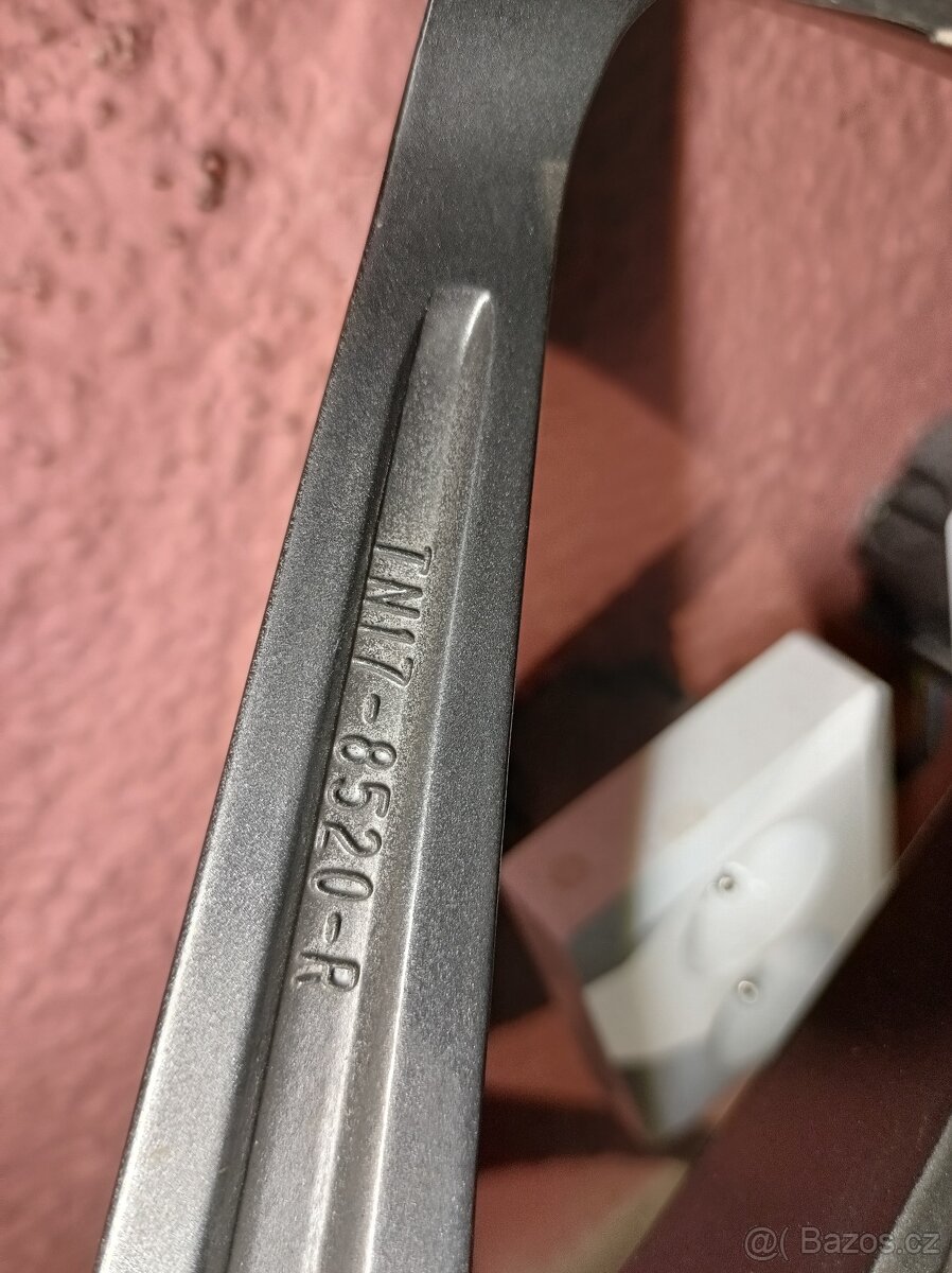 Tomason TN17 20" 5x112 směrové 2x levé 2x pravé - 14