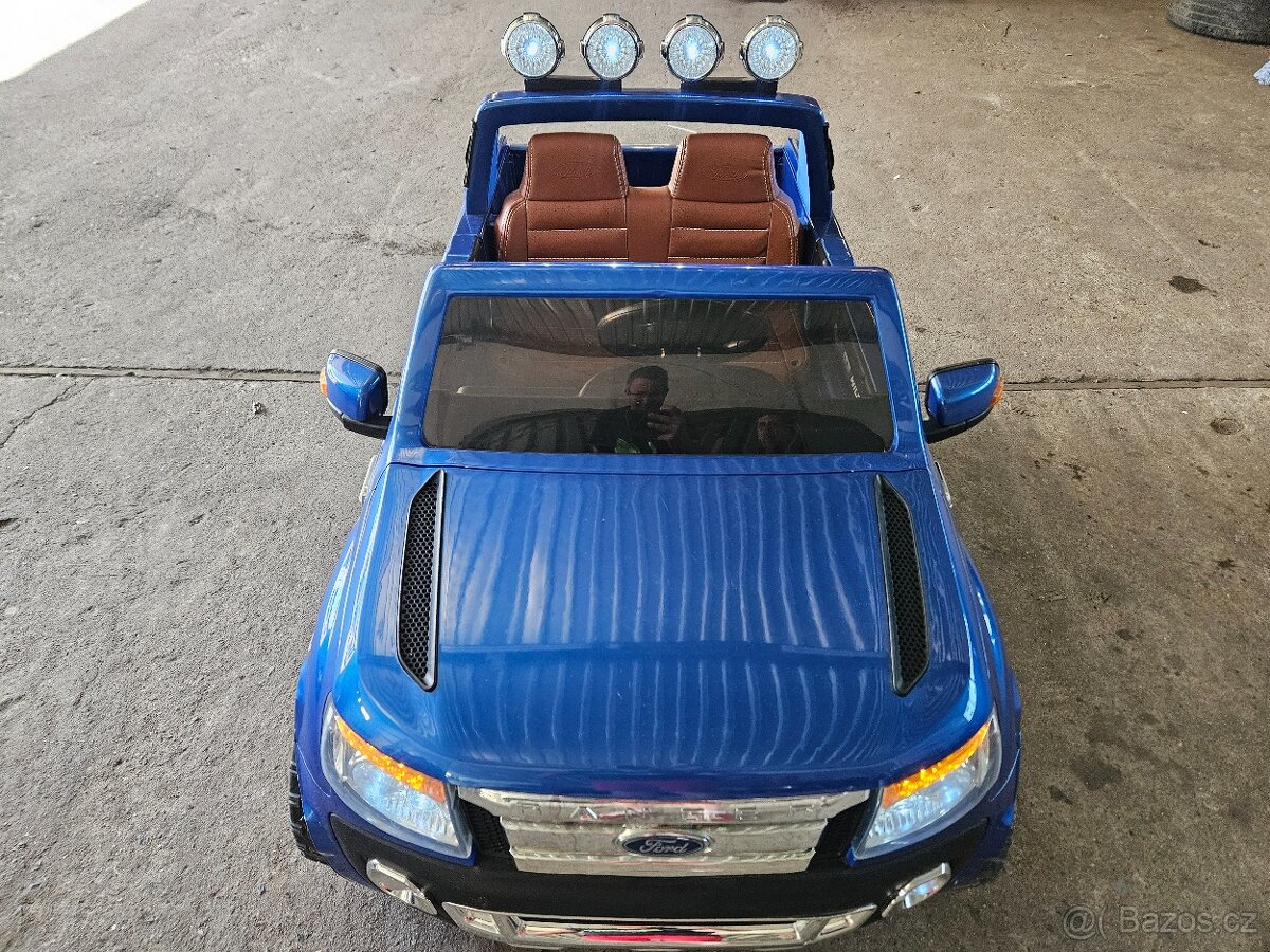 Elektické auto - minimálně používané - 14