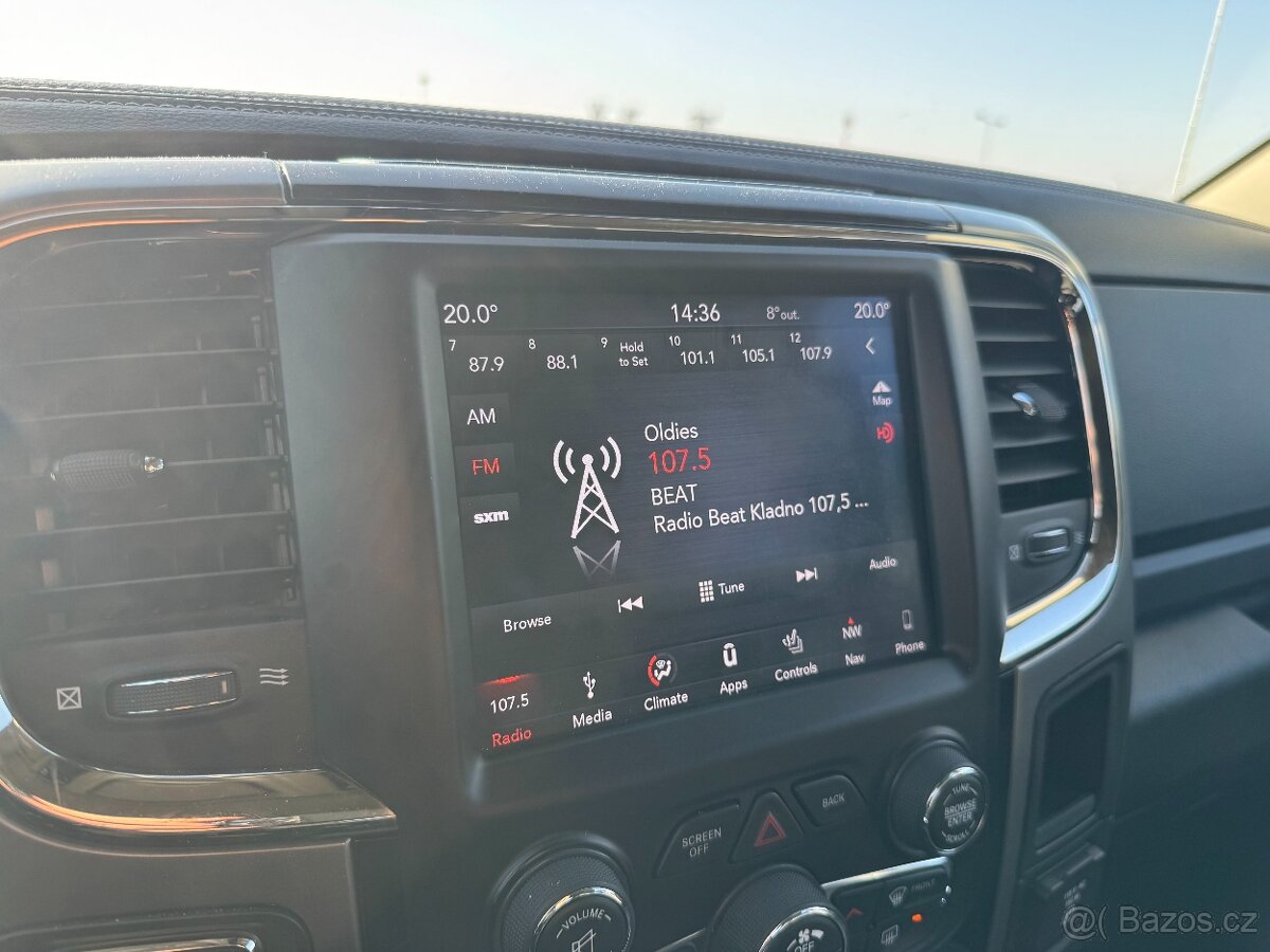 Dodge Ram, 1500 Night Edition bez nehody - 14