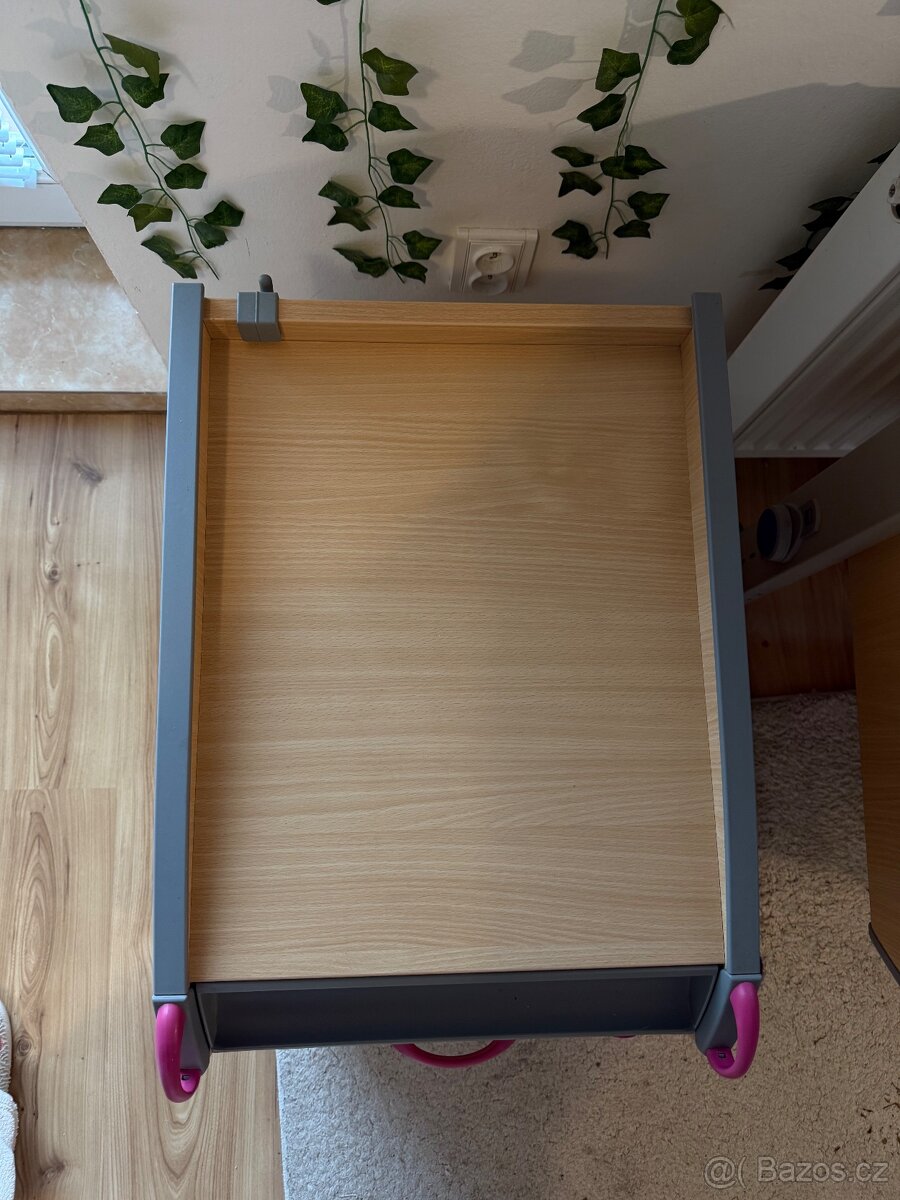 Rostoucí psací stůl - 14