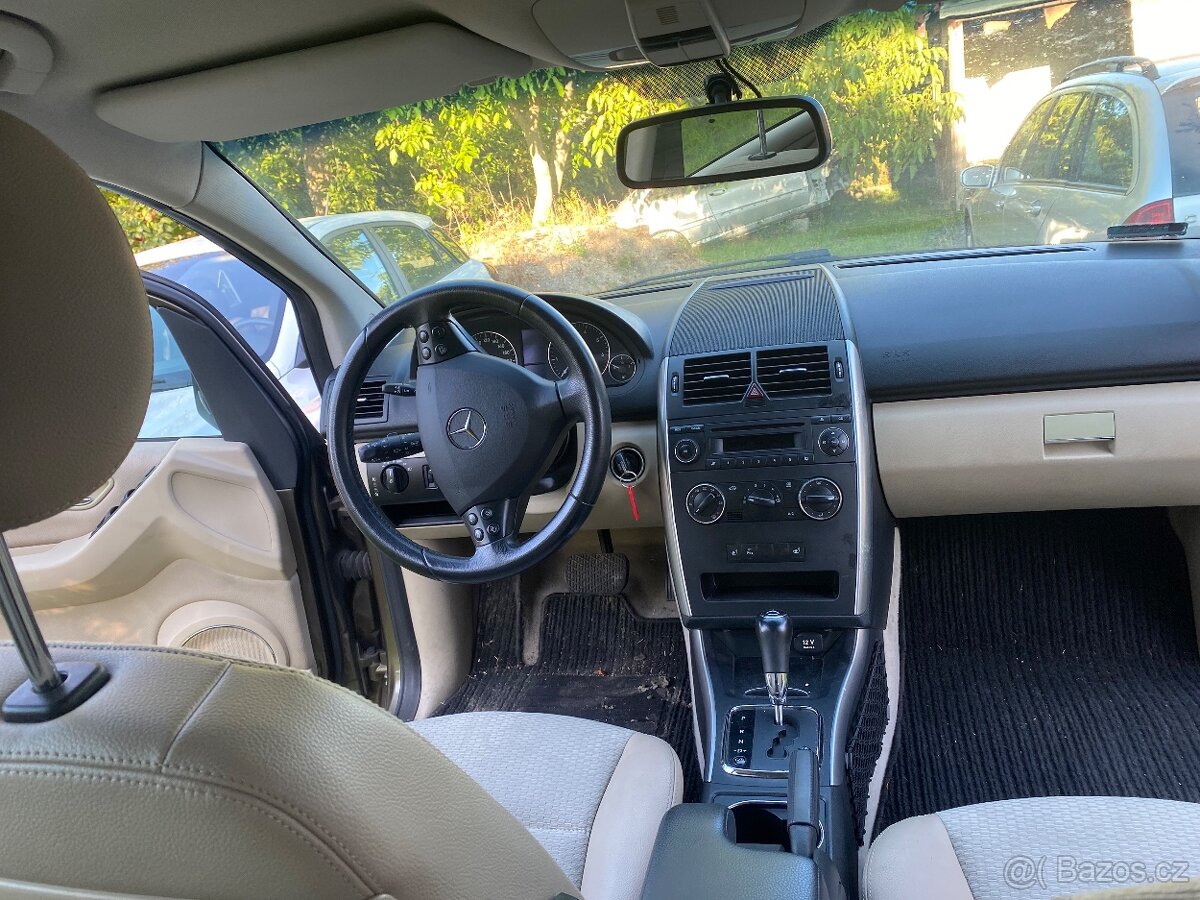 Mercedes benz W169. - 14