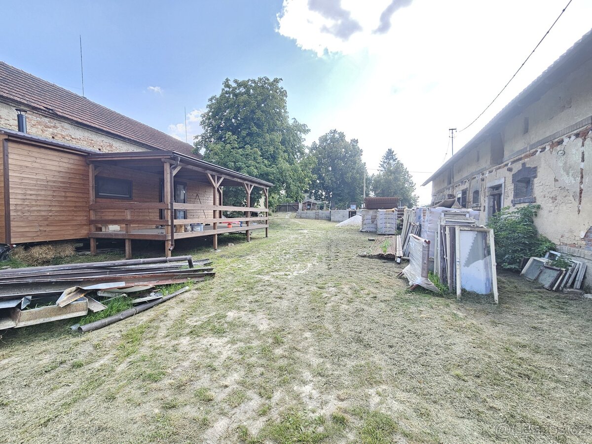 Prodej stavebního pozemku 5 474 m², Slatina, ev.č. 20308 - 14