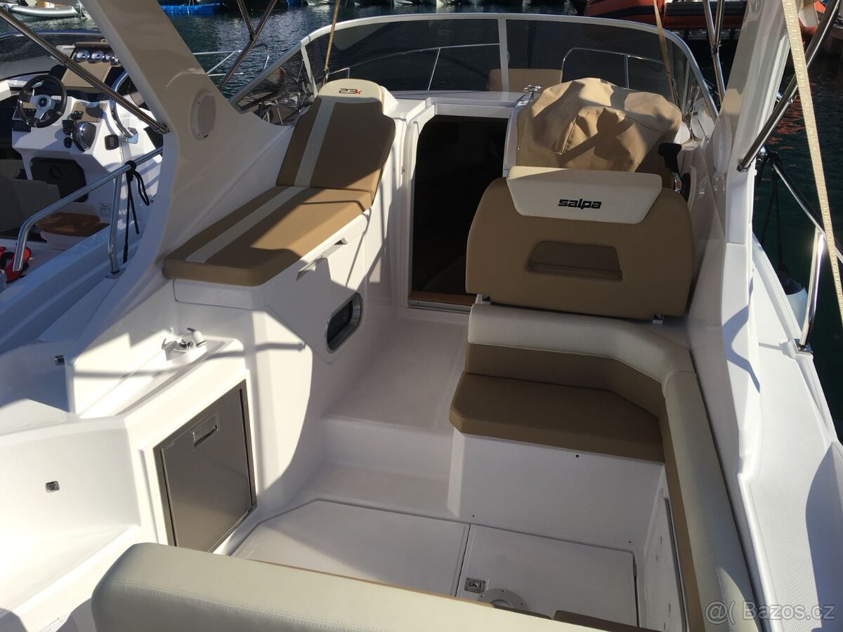 Prodám nová luxusní jachta Laver 23xl/7,62m + motor 250HP - 14