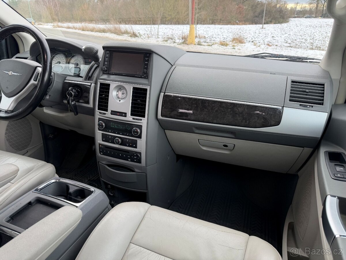 Chrysler Grand Voyager 2,8 CRDi RT DVD Limited 2011 - 14