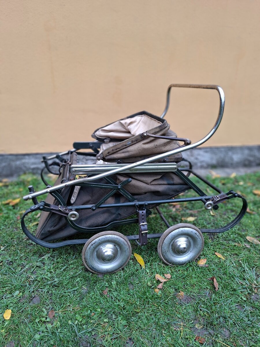 Starožitný kočárek pro panenky - skládací - 14