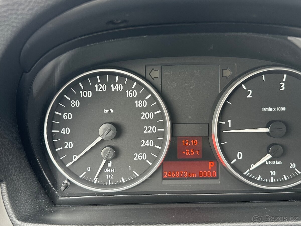 BMW e90, 320d, 120kw 247tkm - 14