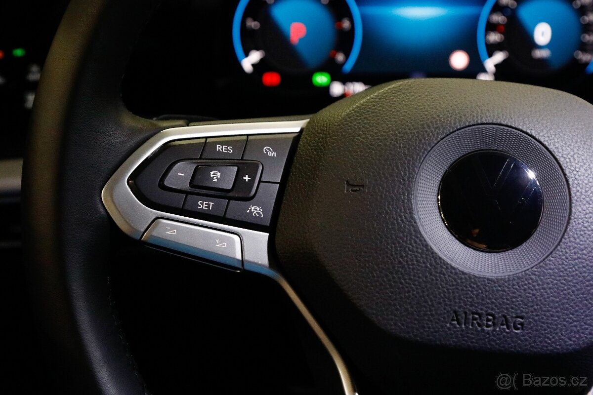 VW Golf 8 Variant 2.0 TDI DSG ACC Virtual - Zálohováno - 14