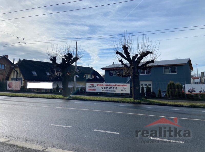 Prodej komerčního areálu s rodinným domem a halou v Opavě, u - 14