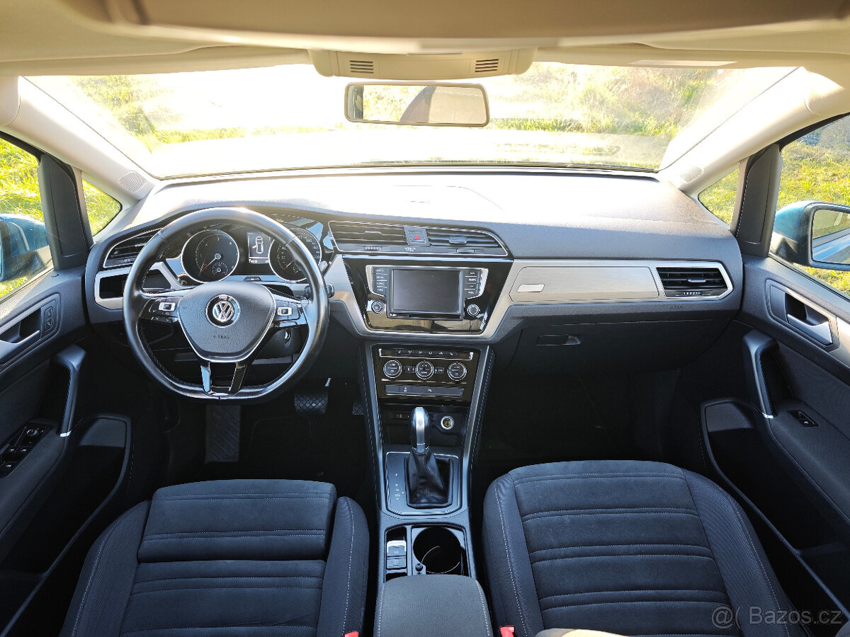 VW Touran III,2.0TDI 110KW,DSG,2017,Webasto,masáže,ACC,tažné - 14