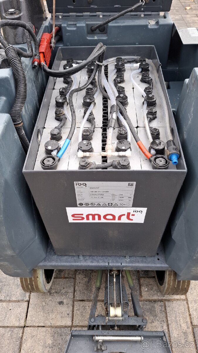 Podlahový mycí stroj Nilfisk BR855 - 14