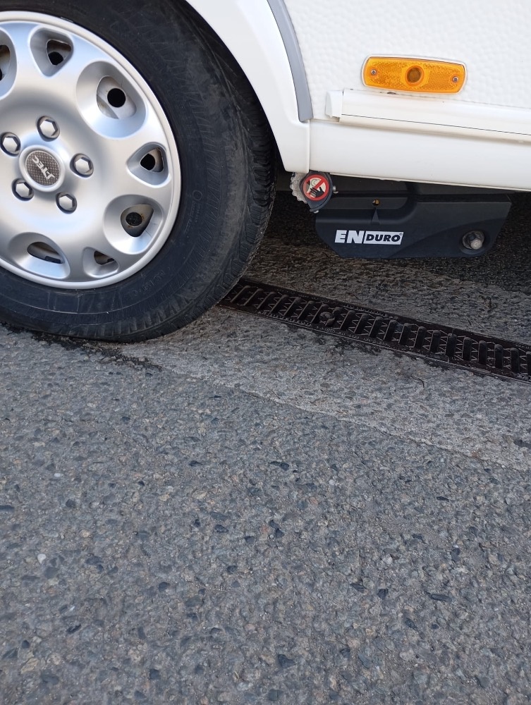 HOBBY DE LUXE -mover markýza -stan - 14