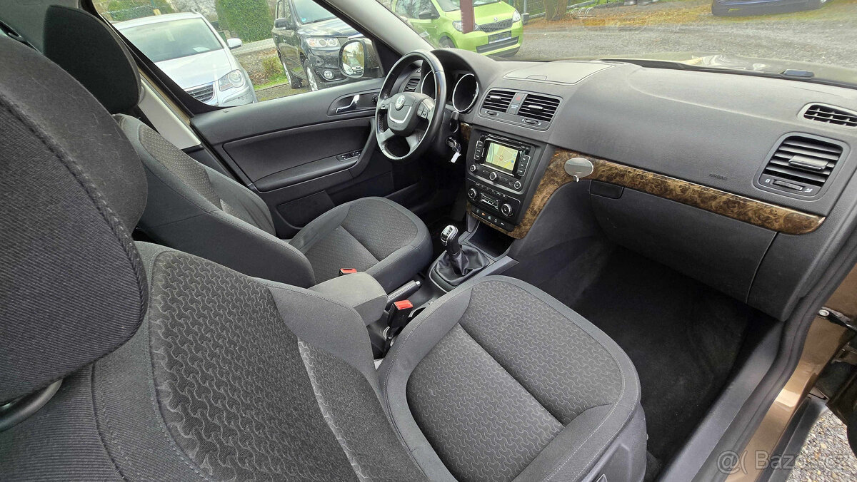 ŠKODA YETI 2.0TDI ELEGANCE PLUS EDITION 4x4 - 14