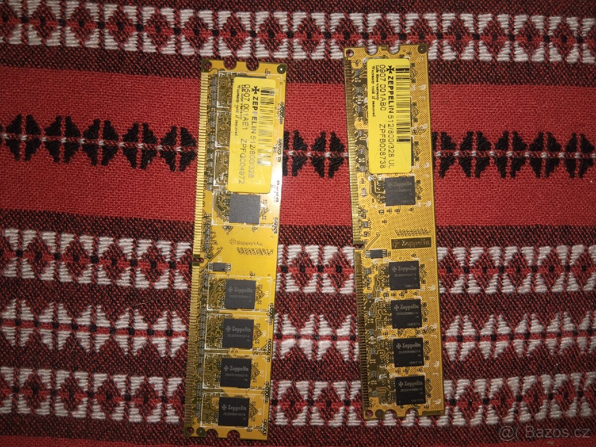 Starší PC sestava - AMD Athlon 64 / NVIDIA GeForce 210
- 14