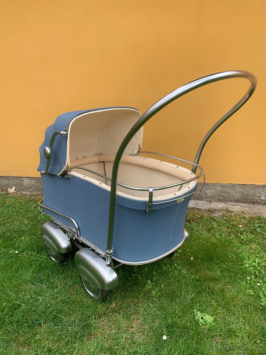 Retro kočárek pro miminko Walter - 14