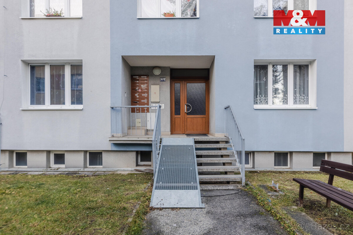 Prodej bytu 1+1, 36 m², Klatovy, ul. Pod Hůrkou - 14