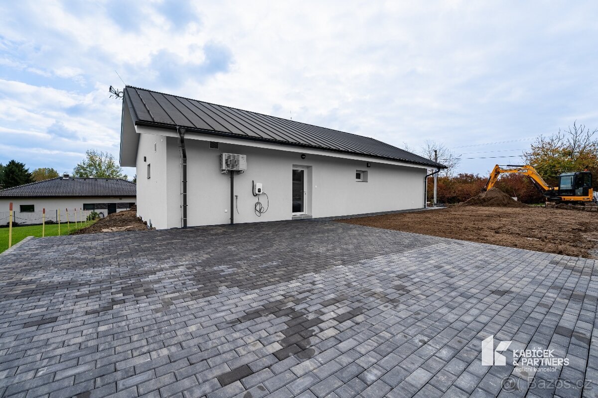 Prodej rodinného domu 120 m², pozemek 1002 m² - 14