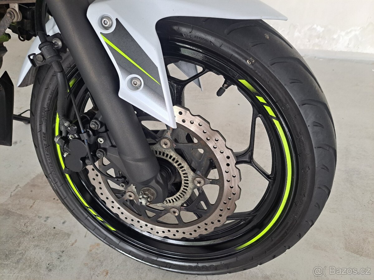 Kawasaki Z125 ABS - 14