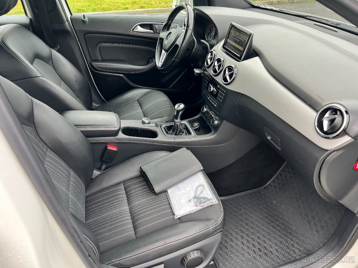 Rezervováno- Mercedes-Benz B 180 BlueEfficiency Sport - 14