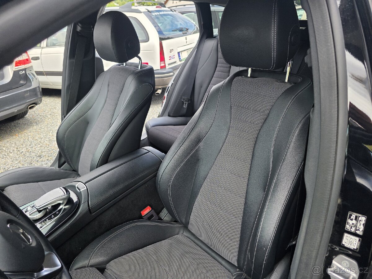 Mercedes-Benz Třídy E 220CDI 4-MATIC - 14
