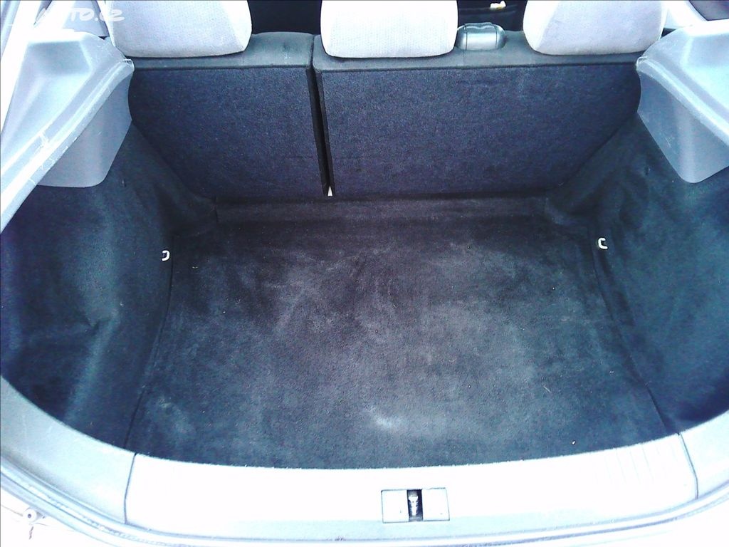 Prodám Seat Leon 1.6, 16 V - 14