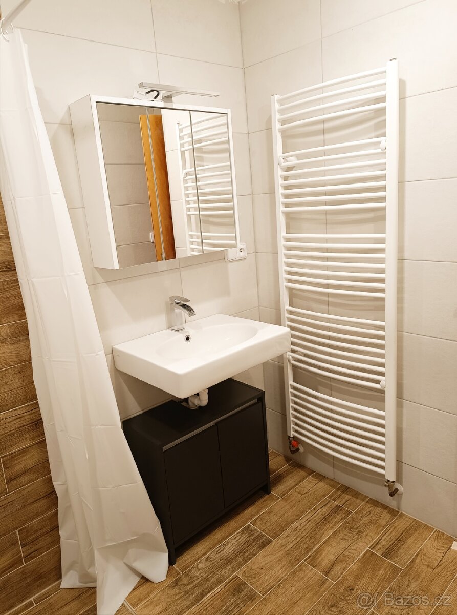 Prodej dvougeneračního domu - 14