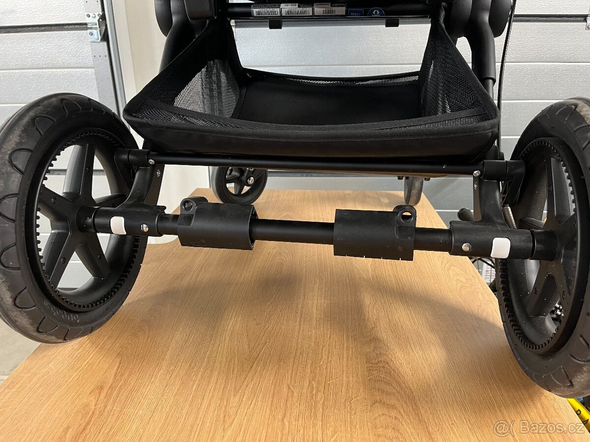BUGABOO Cameleon3 Plus Black - Kompletní kočárek - 14