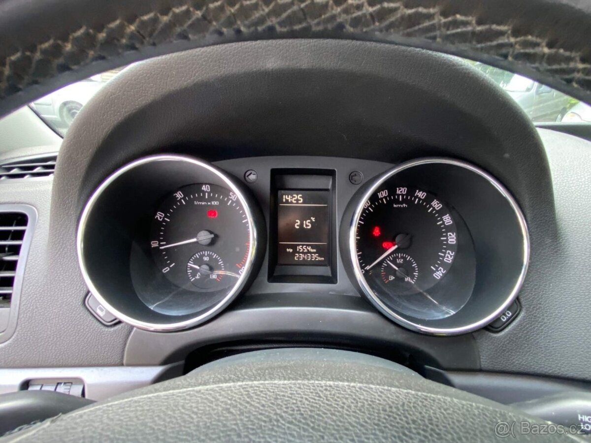 Škoda Yeti 1.8 TSI 118kW 4x4 tažné klima 2012 nové ČR - 14