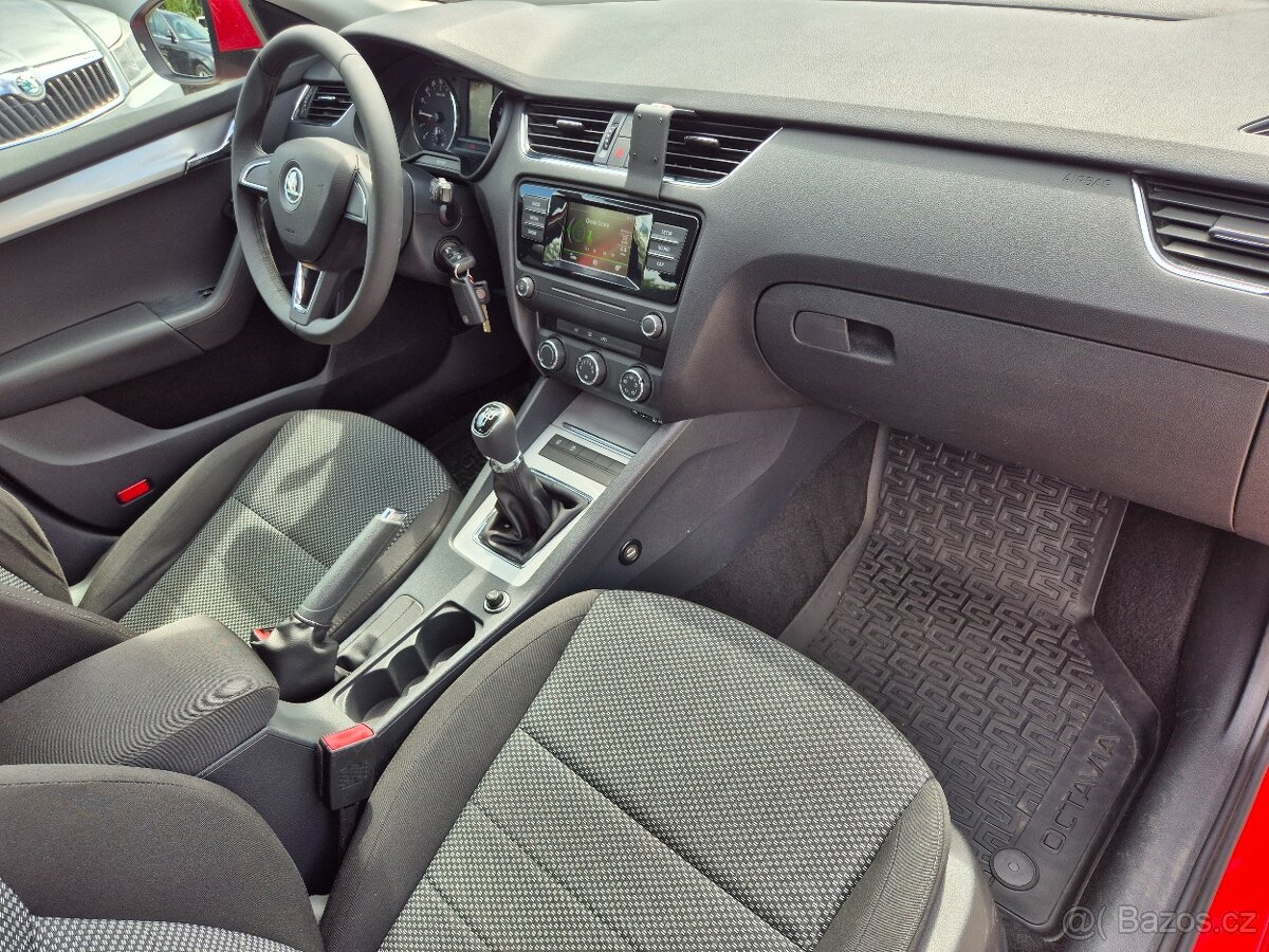 Škoda Octavia III,Combi,1.6TDi,81KW,KOUPENO V ČR,R.V.2015 - 14