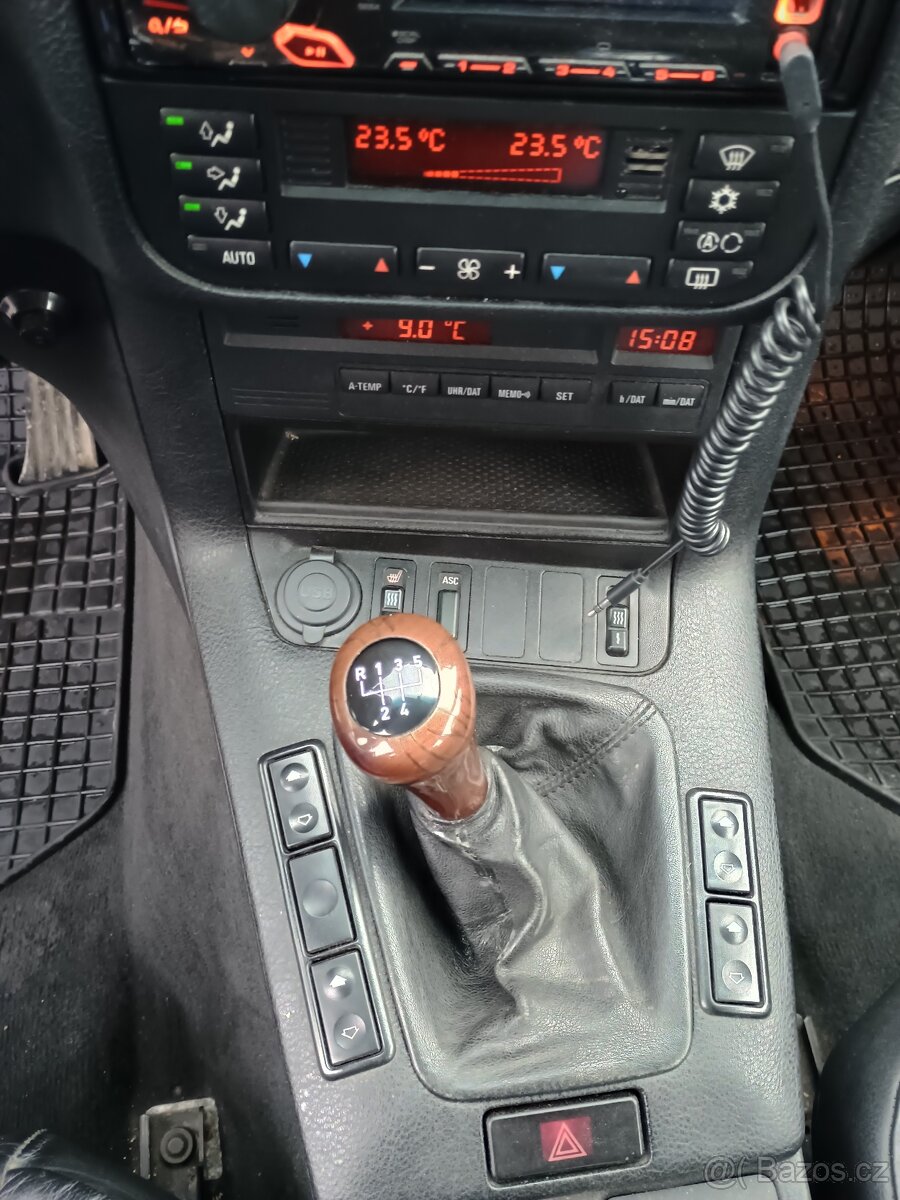 BMW E36 320i touring - 14