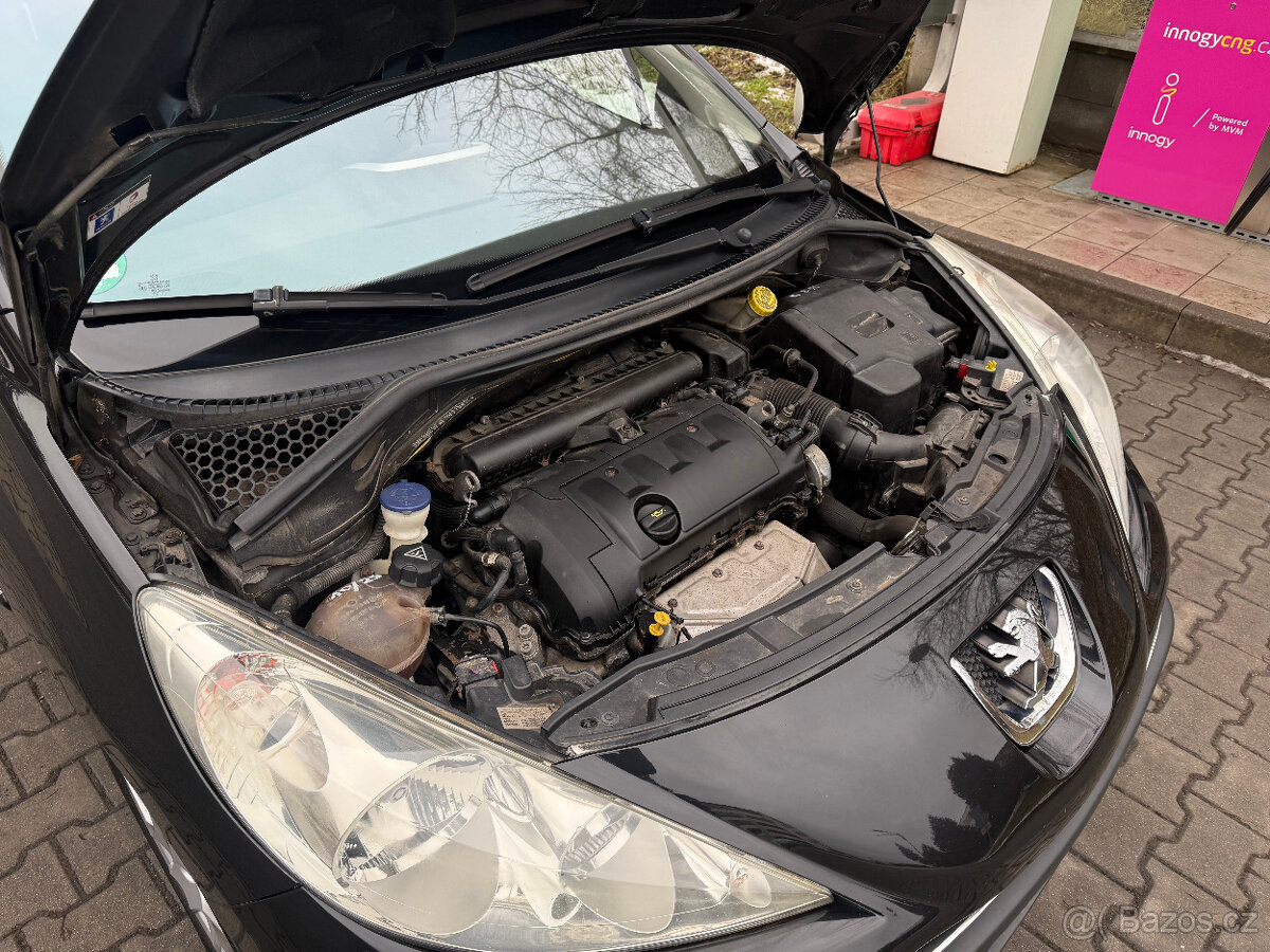 PEUGEOT 207 SW 1,6VTI AUTOMATIC PREMIUM ROK 2010 - 14