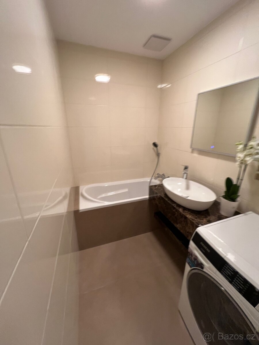 Kompletní realizace a rekonstrukce domů, bytů - 14