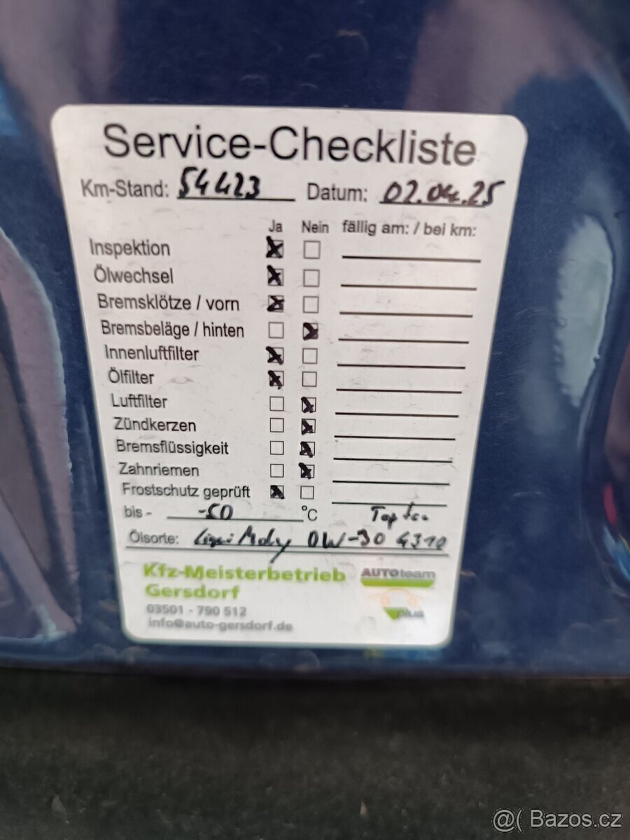 Peugeot 208, najeto 61 TKM, metal. lak, motor 1,2 benzin - 14