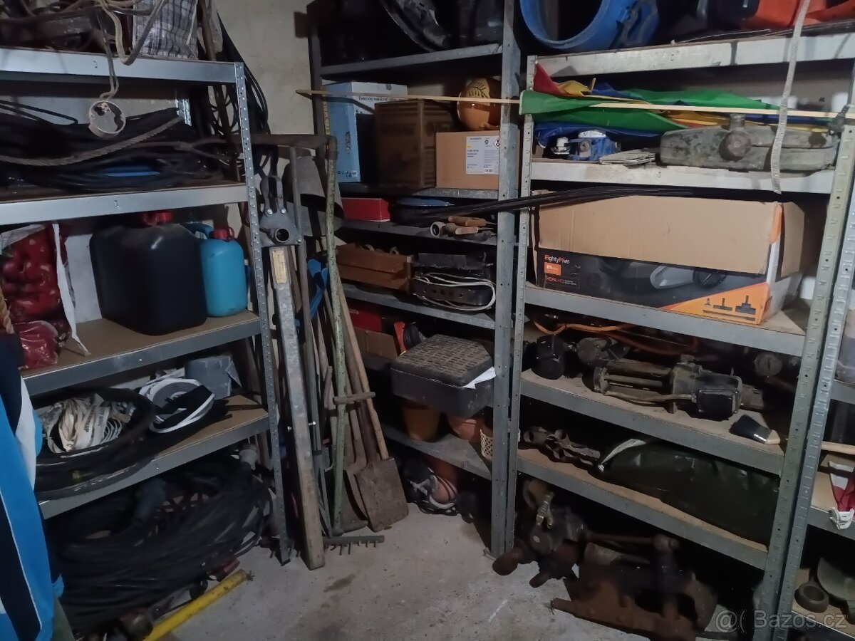 Garážový výprodej - 14