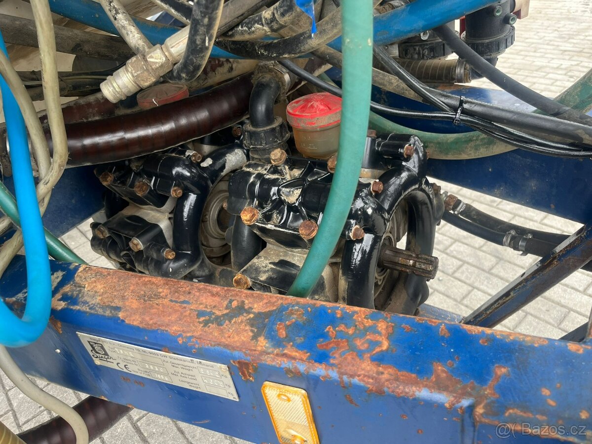 Tažený postřikovač SIEGER ( AgriFac) TSMR 3000 l , 24 m - 14