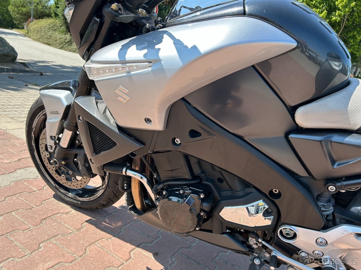 Suzuki B-King 1300 ABS 2008 - 14