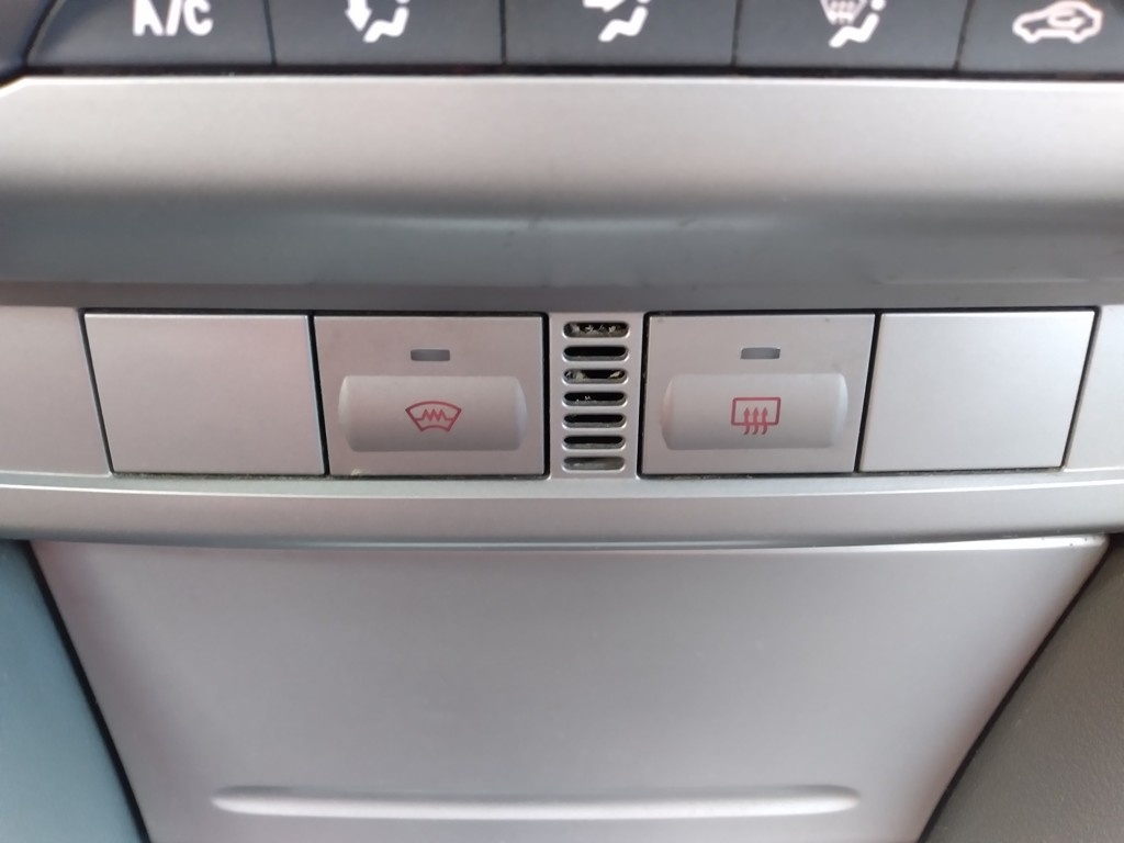 FORD FOCUS COMBI 1.6 16V 1.VLASTNÍK, ČR, KLIMA - 14