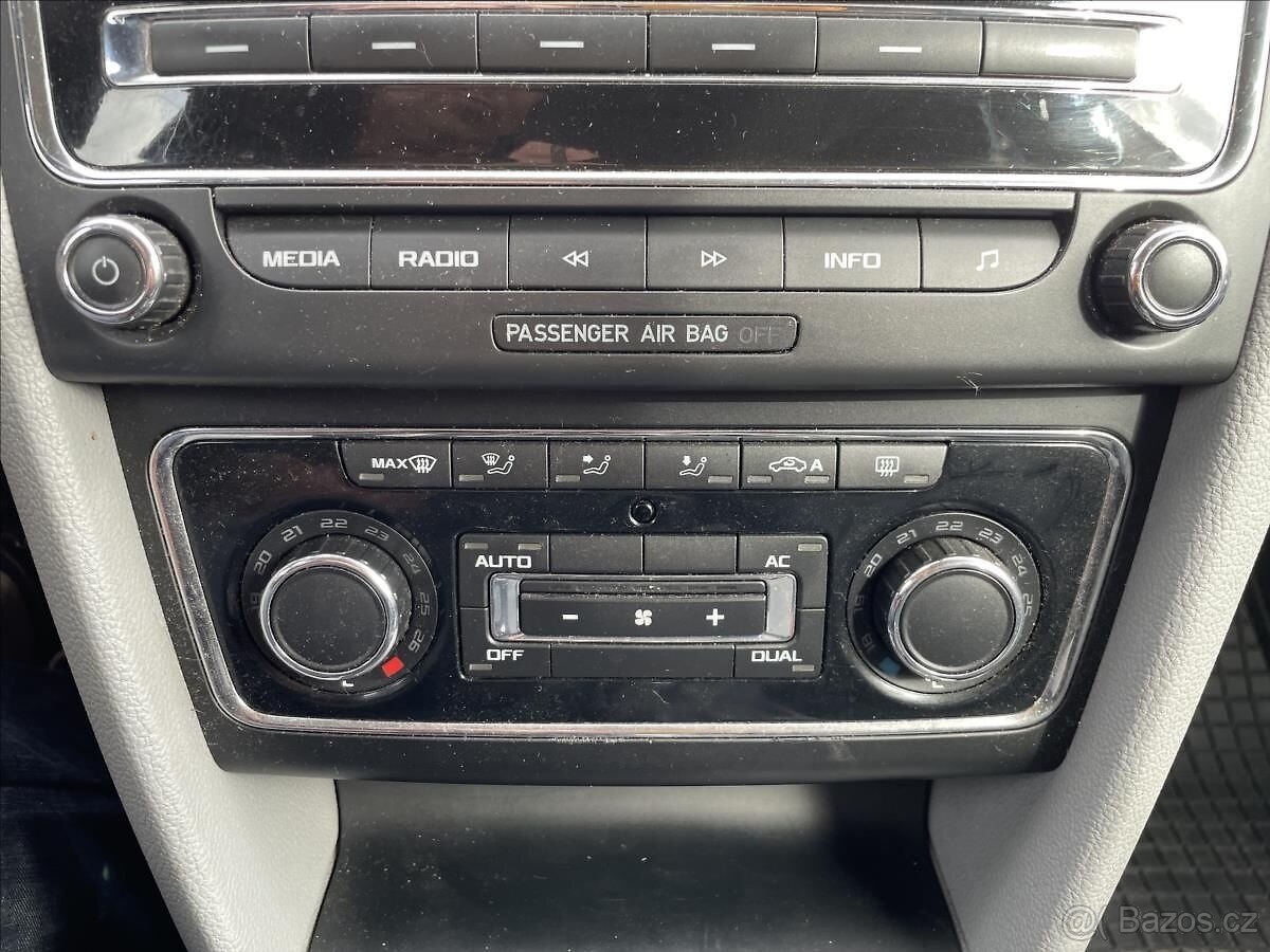 Škoda Superb 1,6 TDI"Pravidelný servis" - 14