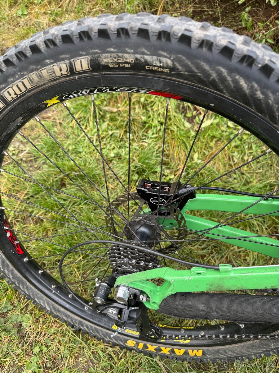 Downhill / freeride kolo commencal supreme DH - 14