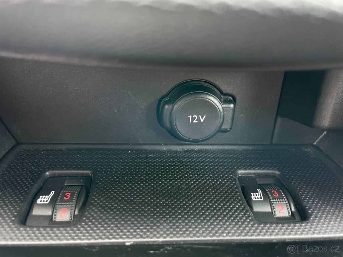 Peugeot 308 Com. II 1.5HDi ČR 1.maj. - 14